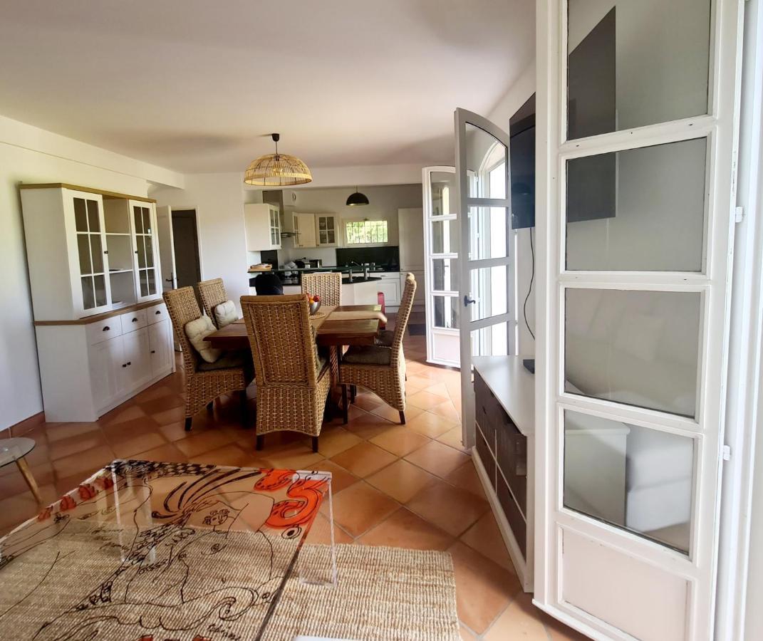 Superbe Villa-Domaine Avec Golf Piscine Et Tennis Saint-Cyr-sur-Mer Exterior foto