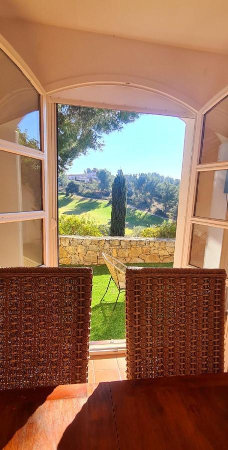Superbe Villa-Domaine Avec Golf Piscine Et Tennis Saint-Cyr-sur-Mer Exterior foto