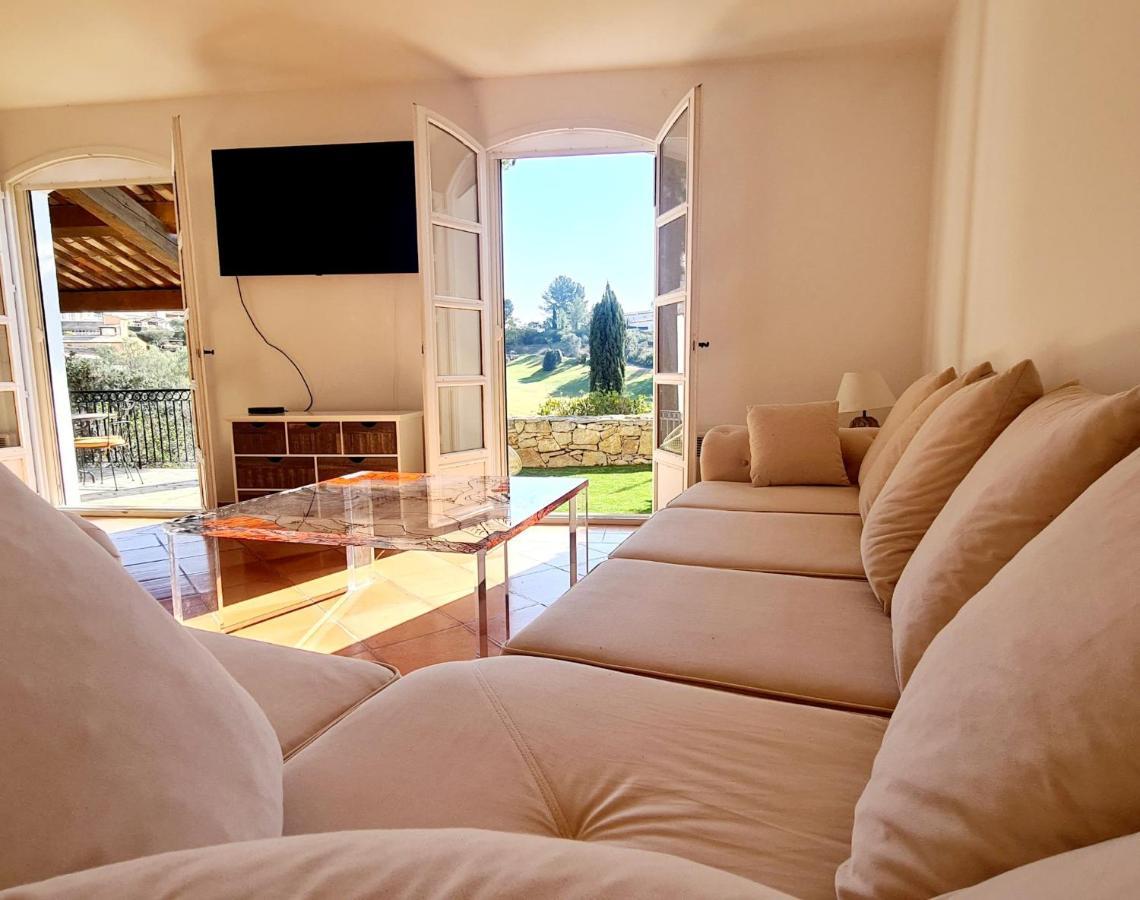 Superbe Villa-Domaine Avec Golf Piscine Et Tennis Saint-Cyr-sur-Mer Exterior foto