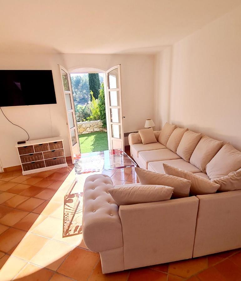 Superbe Villa-Domaine Avec Golf Piscine Et Tennis Saint-Cyr-sur-Mer Exterior foto